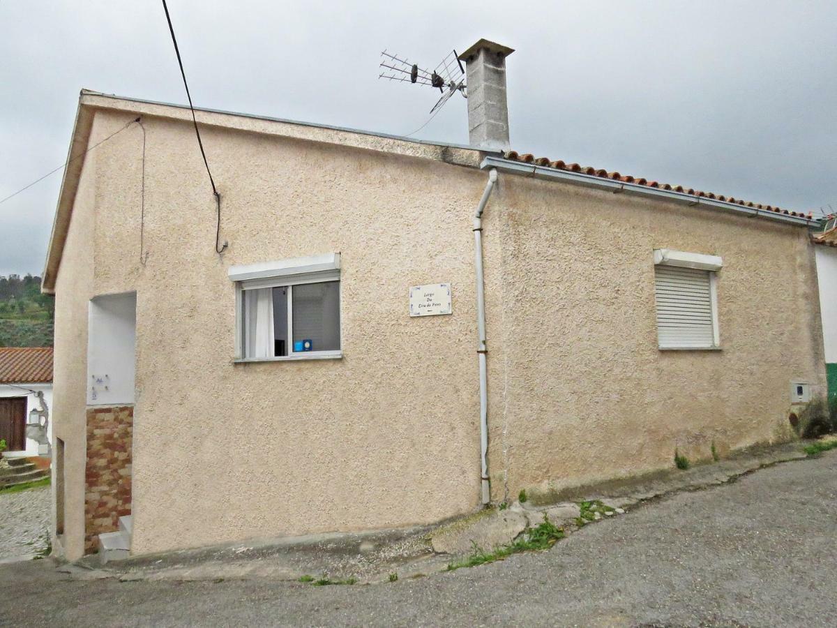 Casa Eira Do Povo Villa Vale de Colmeias ภายนอก รูปภาพ