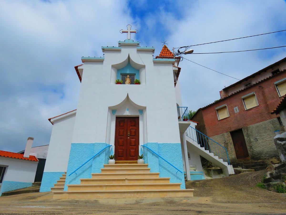 Casa Eira Do Povo Villa Vale de Colmeias ภายนอก รูปภาพ